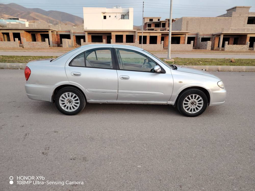 نیسان سەنی مۆدیل ۲۰۱۱ دو پارچەی بۆیاخە قرچێکی بچوکی هەیە ناوزەرد چوار جام کارەبا فۆڕمیگا کەلەو عەینەک ویل کەپ مەکینە ۱٦ سپی تۆماتیک سەنەوی تا ۲۰۳۰ تازەیە گێڕو مەکینەی بەشەرت سعری ۹۷ گەڵاو معامەلە شوێن هەڵەبجەی شەهید *********** *********** حلبجة, السليمانية
