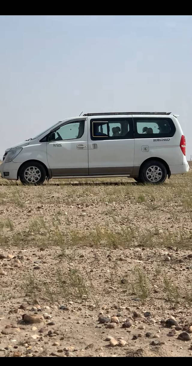 سلام عليكم
البيع ستاركس 2011 

مفتوح محور مسكر 

كير عادي سنويه 2028

البصره زبير  ***********
