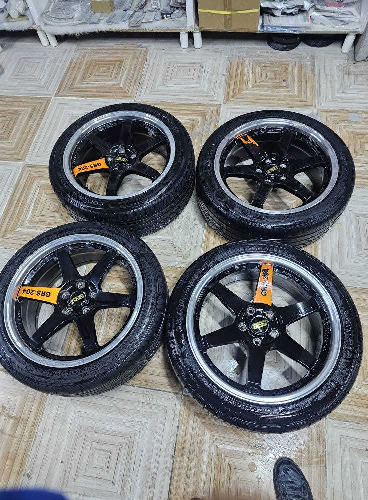 سڵاوتان لێبێت ئەم تایەو ویلانە قیاسی ١٨ یە  بۆ فرۆشتن لۆک لۆکە
OZ تە زۆر تایبەتو دەگمەن  بەشەرتی هەموو شتێک خواری 
لەحم هیچ هیچی تیا نییە زۆر تازەیە تایەشی لۆک لۆکە٢٠٢٥ جە
***********
