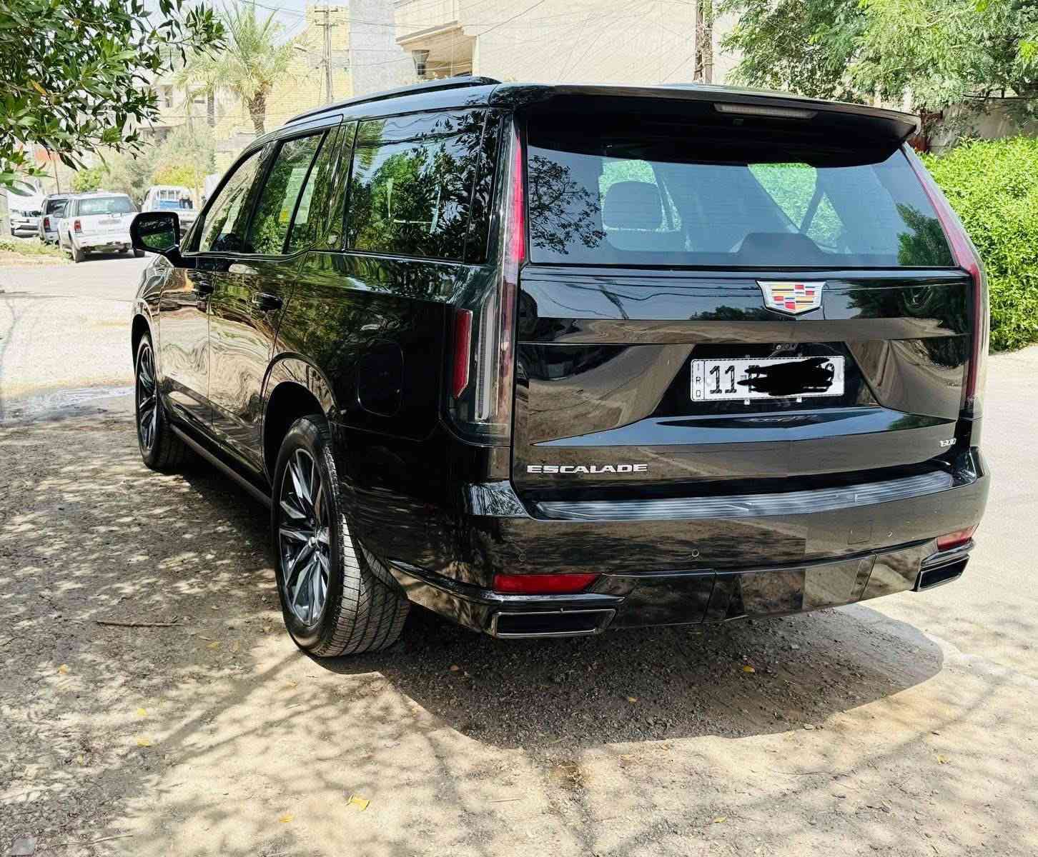 تم تنزيل السعر  

كاديلاك اسكاليد (2023 اسبرسو) خليـجي
(( وكالة المنصور ضمان ))

ماشي 49 ألف كم حقيقي
لون بلاك إديشن بلادي

السيارة جديدة بمعنى الكلمة  كفالة عامة ومغلفة ppf 
تخم تاير + تخم دستات باتري كله جديد 

رقم بغداد حلو باسمي تحويل ثاني يوم

المواصفات:
تشغيل عن بعد
36 سماعة
كشنات مساج
سقف شامو
5 كاميرات
5 بصمات
فور ويل
كشن رجاج
دوسات كهرباء
داتا شو
بانوراما
داخل جوزي
لايت زينون عالي وواطي (5 عدسات)
4 شاشات (دشبول + سقف + كشنات)
تحكم بريك
جنطة ذكية جلاق
رادار تحديد مسار
رادار خلفي
رادار أمامي
رادار جانبي
كشنات تدفئة وتبريد (سايق + راكب)
كشنات أمامية تدليك
كشنات خلفية تدفئة
مرايا شفط
إشارة بالمرايا
كشنات جلد
كشنات خلفية منفصل VIP
علامة كاديلاك ضوئية بالدعامية الخلفية
كشنات كهرباء
ذاكرة ميموري (ستيرن + كشن)
ويل 22 بلادي

مكان تواجد السيارة بغداد ( حي الجامعه او المنصور ) 

السعر 830 ورقة وبي مجال 

ومستحيل اكو هيج سعر بالسوك 

الشراي يتصل وبالخدمة 

***********
