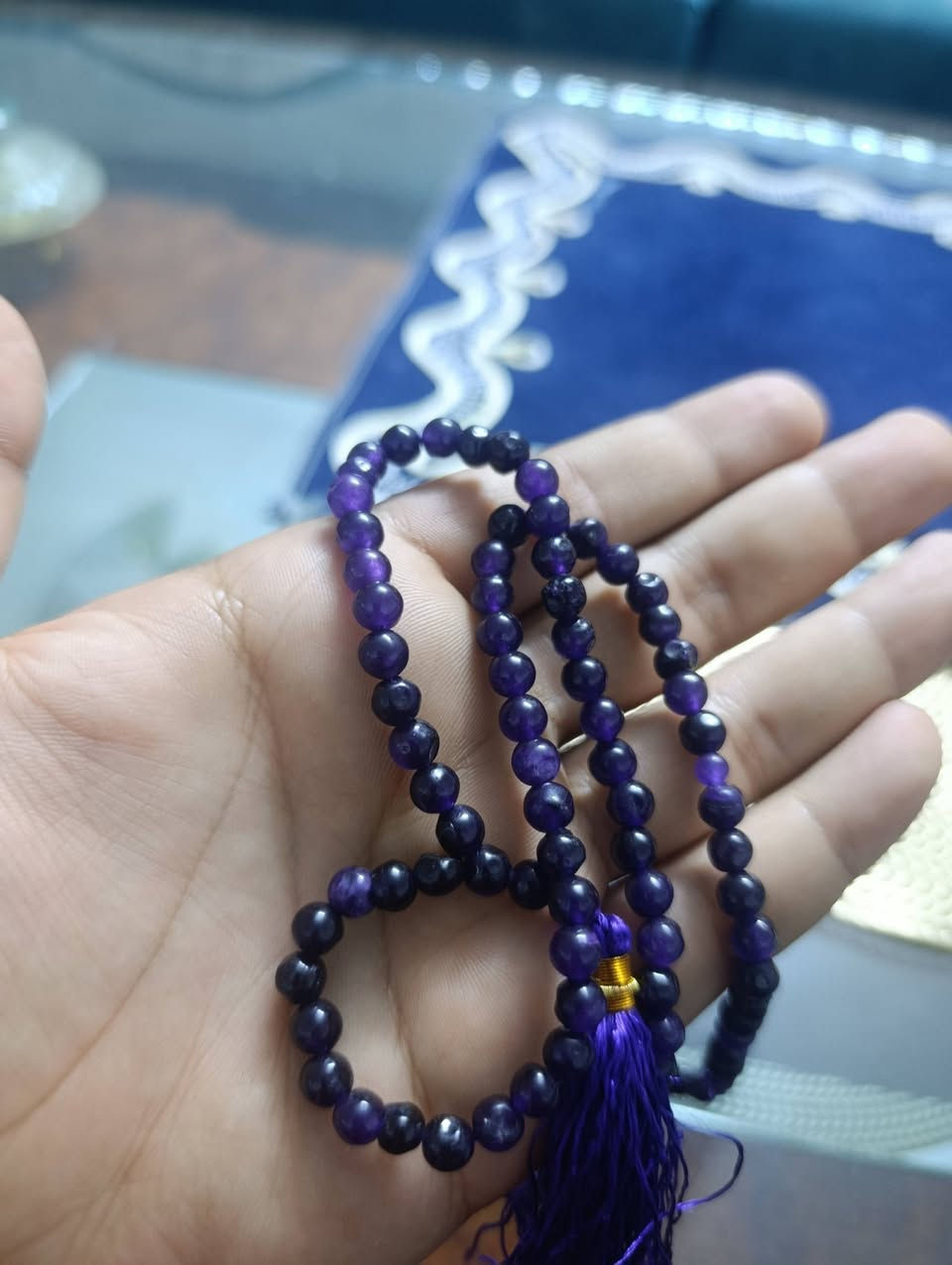 السلام عليكم ورحمة الله وبركاته
مساكم الله بالخير والعافية🌸
سبحة جمشت أصلية تجنن ما شاء الله تبارك الرحمن 💜
شغل متقن وزن ثقيل وجودة تُشرف
وأمانة الله ورسوله شغلها كلفني 45 ألف
وتعرفون الجمشت هالفترة شلون صاعد بالسوق
اللي تعجبه من عيوني وبالخدمة 🧡
📞 للتواصل: ***********
 توصيل متوفر لجميع محافظات العراق
 أجور التوصيل 5000 دينار (للشركة مو إلي)
