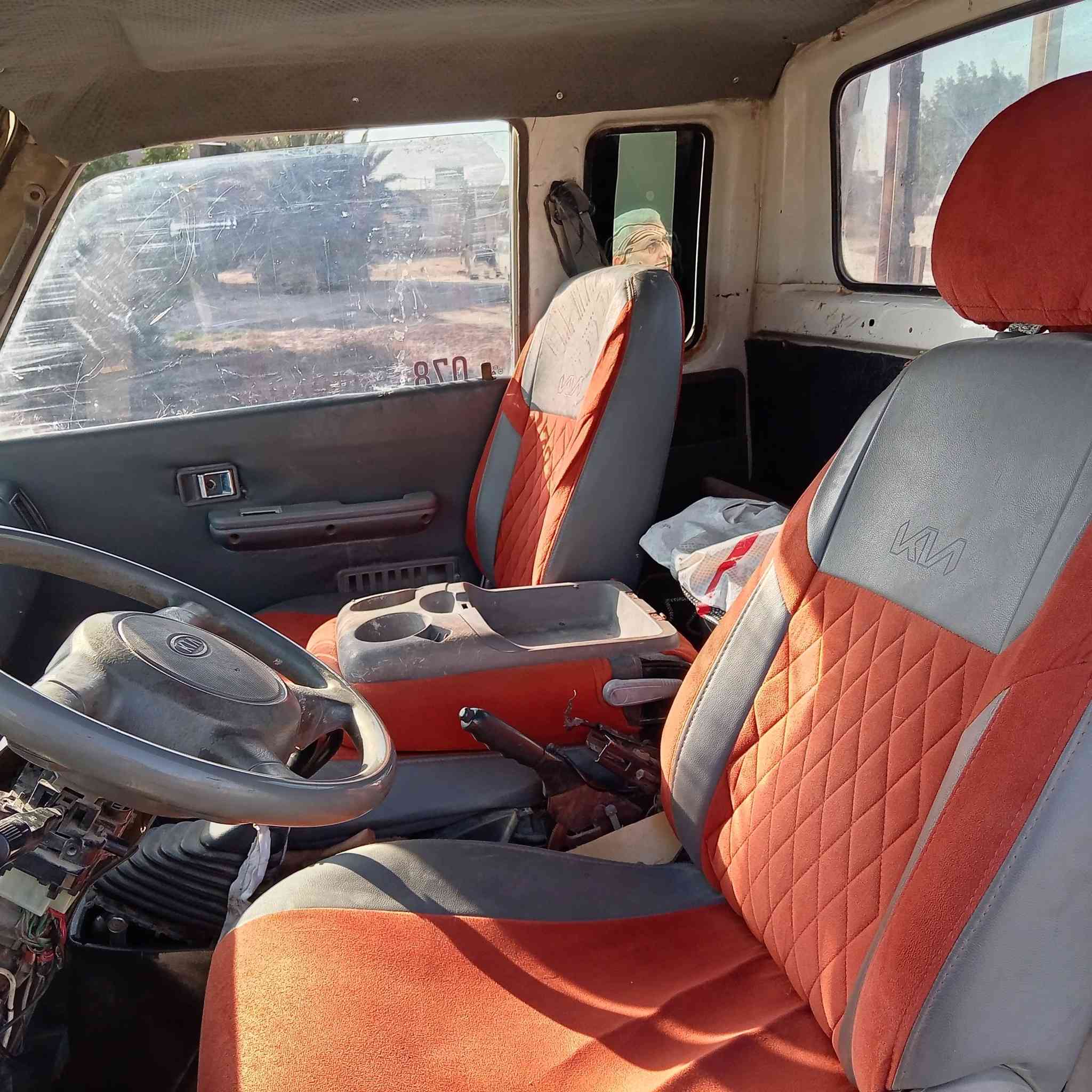 سلام عليكم اخوان كياا للببيع بنكو موديل 96 سيارة الحمد لله خير من اللة مكينة وكير وكسل وشاصي كلة عل فحص وسيارة ناعمة وقمارة حلوة جام يصعد وينزل سيارة مرتبة حليوة عارضهة 45 مكاني سماوة قضاء الوركاء ول شراي هاذة رقمي *********** او يتفضل خاص متواجد ملاحضة سيارة بديهة 6جنكال
