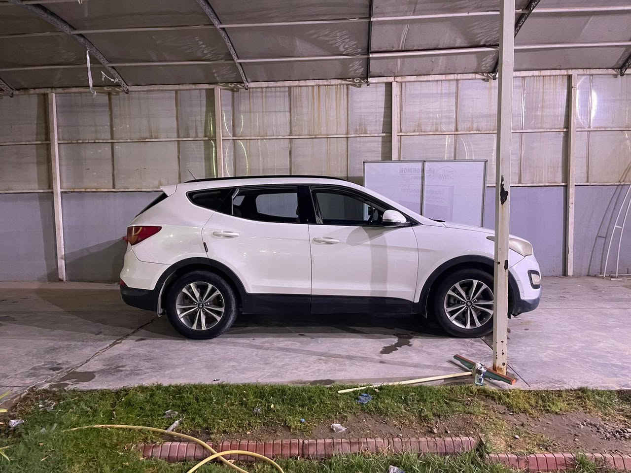 السلام عليكم سنتافيا خليجي موديل 16 محرك 4 اسلندر 7 راكب مواصفات عدا البصمة فقط رقمها مثنى انكليزي سنويا لحد 2030   الاتصال *********** موجود سونار بية
