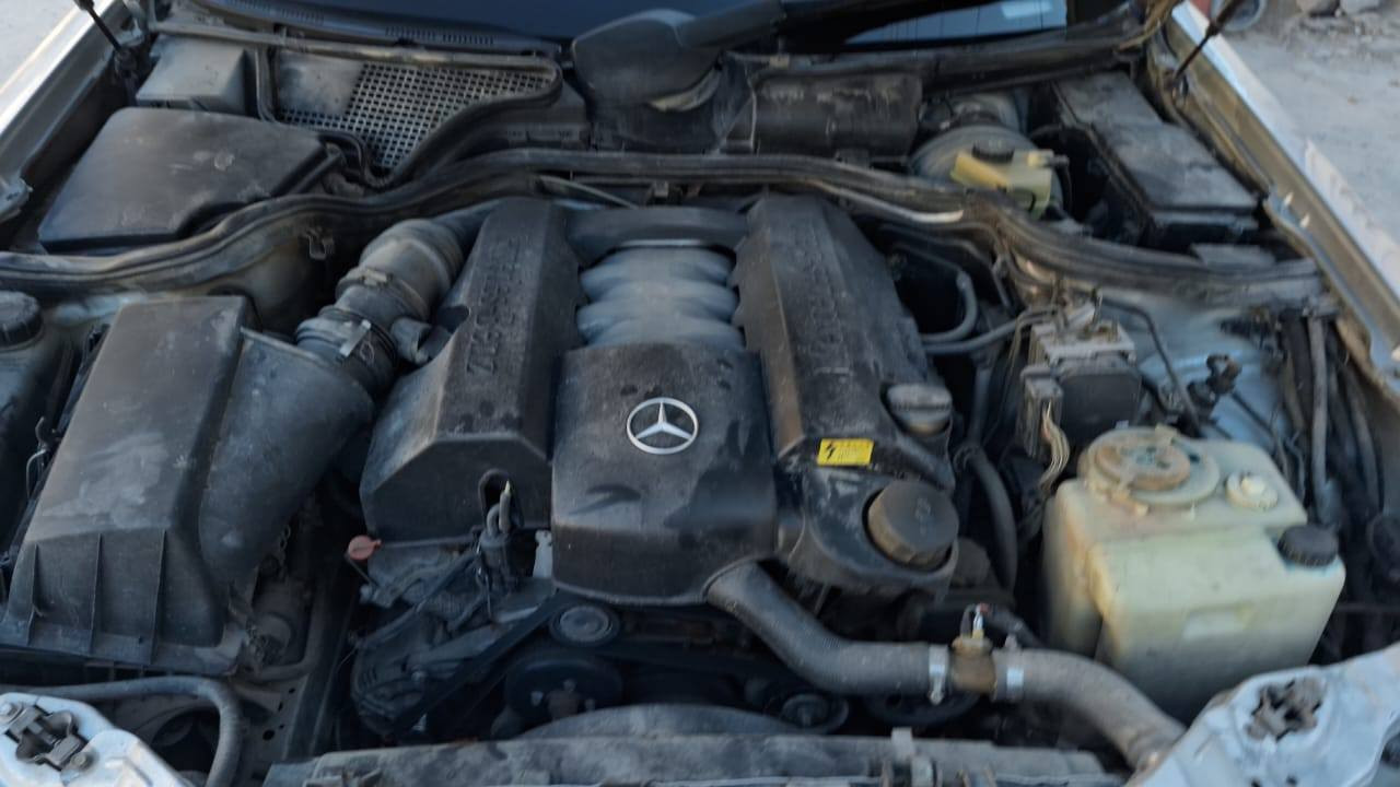 السلام عليكم للبيع والمراوس حسب القناعه
مارسدس e320 ( ام عيون ) موديل 2000 فئة افنكارد وارد يابان مصبوغة عام فول مواصفات كشنات كهرباء خزن مري كهرباء ستيرن كهرباء اشاير بالمري ومري قلاب وبرده خلفية كهرباء تجاوي خلفية قلاب زراك لايت بس ما يشتغل فتحة سقف مشط ستيرن جديد كير وحرك مكفول ماشية 265 الف رقم بابل انكليزي السيارة باسمي هزة جديدة سنوية جديدة امداور ثاني يوم سعرها 122 ورقة وبي مجال مكان السيارة كربلاء قضاء الهندية ( طويريج ) للاستفسار خاص او الاتصال عالرقم *********** كربلاء, العراق
