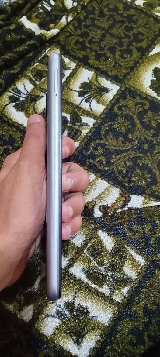 سلام عليكم ريدمي 10A جديد وضع شركة مامفتوح ابد بس كامره اماميه بيها اتراب ذاكره 128 رام 8+2 ادفع سعرك بما يرضي الله عنوان موصل الأيمن


**إذا كنت صاحب هذا الإعلان وتريد حذفه لأي سبب، رجاءا أرسل رسالة إلى الدعم الفني**