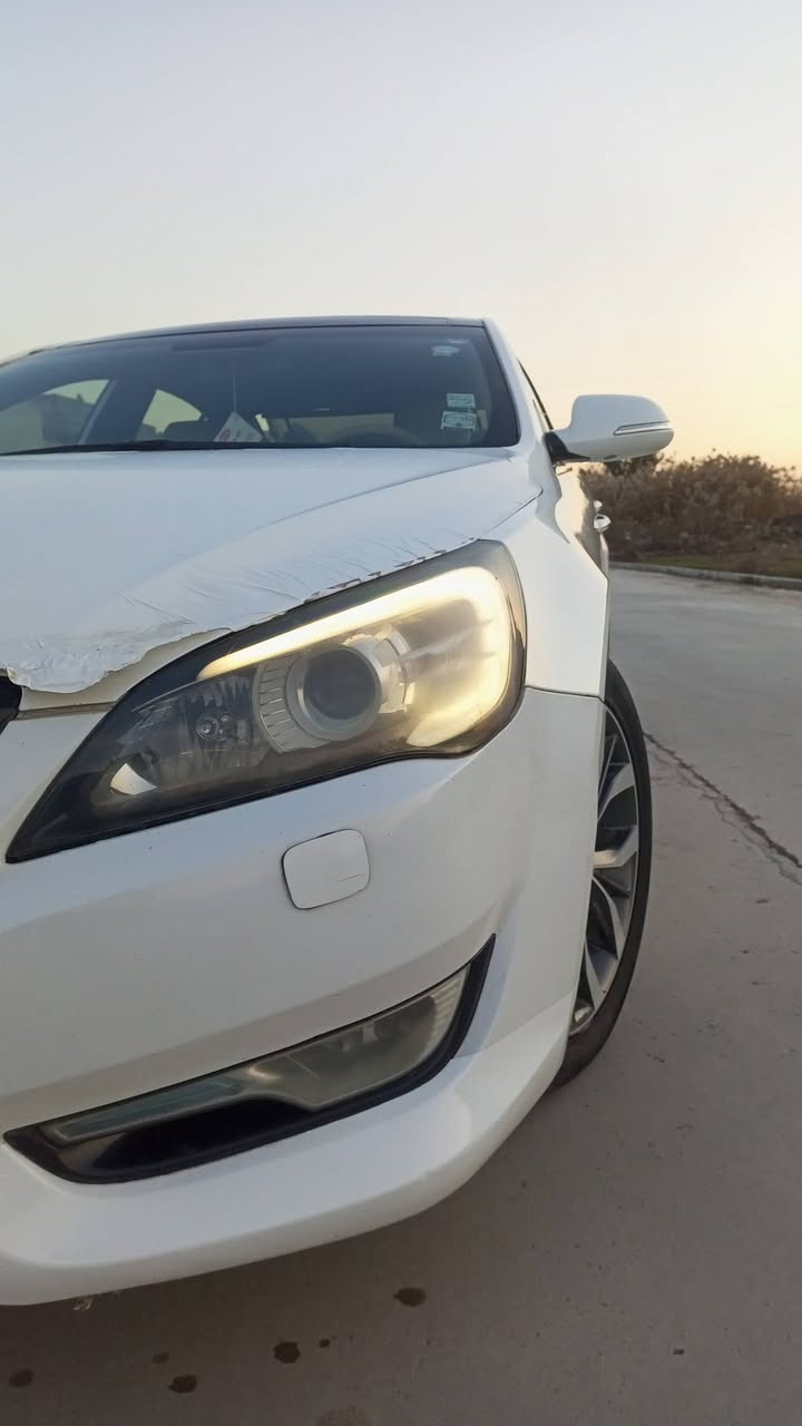 السلام عليكم للبيع كيا كادنزا 2011 سياره فول مواصفات خليجي حساسات كامره خلفيه ترحيب كشنات كهرباء خزن 120 ادك جرس وضعيات الكشن ستيرن كهرباء بانوراما طكتين سياره فول محرك شرط مامفتوح سياره كفاله ماعده بارد بجاملغ فقط رقم اربيل شرط تحويل  السعر 135 وبيها مجال حك جيه *********** يوجد واتساب
