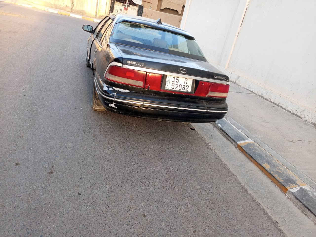 السلام عليكم برنس للبيع موديل 1994 مصبوغه عام 
كير محرك صدر كهربائيات جاهزه 
رقم انكليزي هزه جديده 
السعر 32

***********
***********
***********
