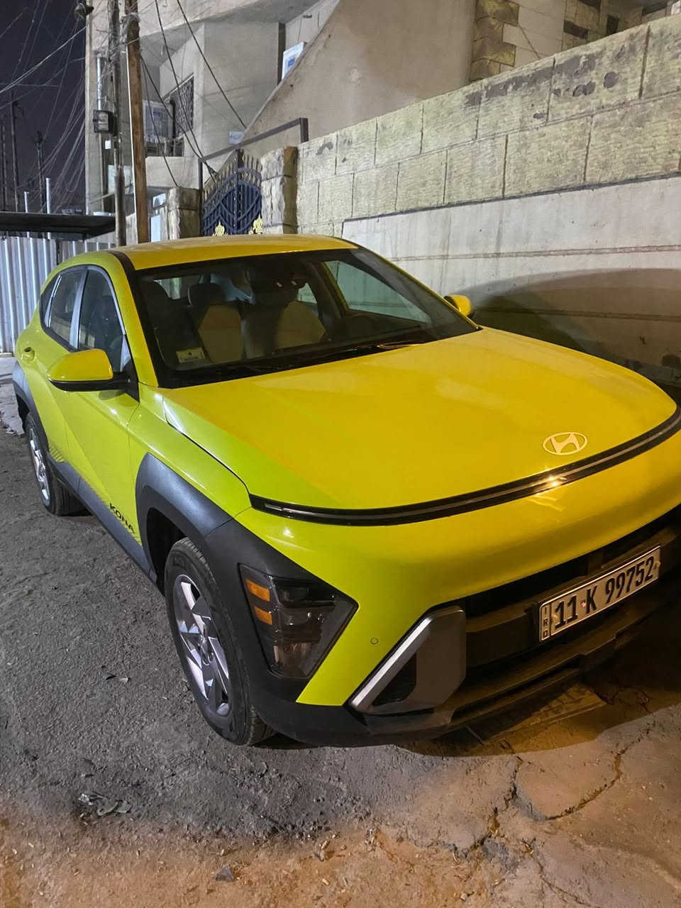 سلام عليكم كونا امريكي موديل 2024 سياره جديده بمعنى الكلمه السياره بيه موصفات بس مو فول حادثه مثل ماموضح بلصوره ماشيه 21 سعره 185$ رقم الاتصال ***********
