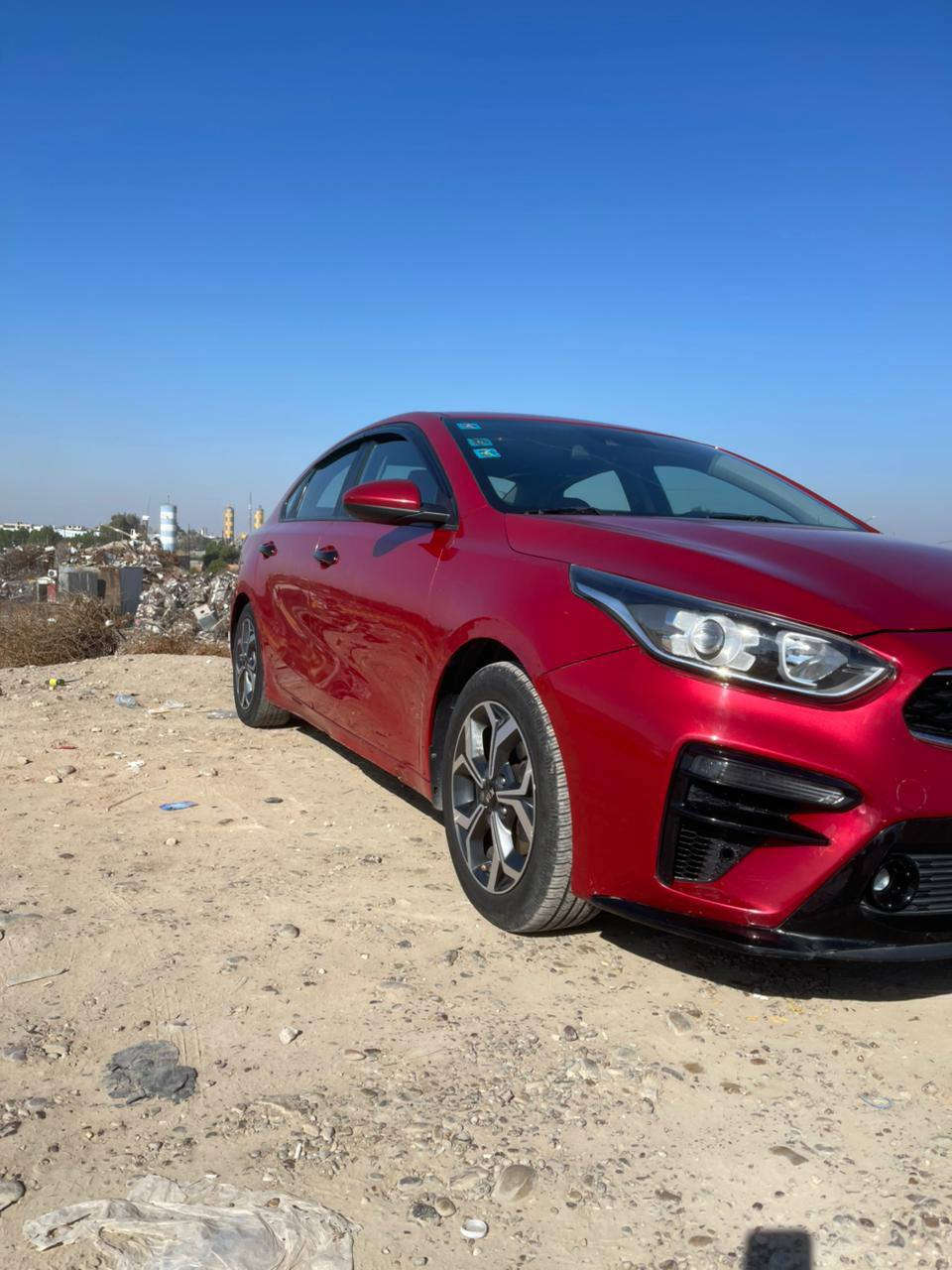 السلام عليكم فورتي2021بيهه بنيد مصبوغ وبيعه بارد بلباب الخلفي محرك دوش الفين منضومه غاز جديدة السيارة اترايهه زيرو لغد شاصي مرايه السعر134للتصال*********** بغداد, العراق
