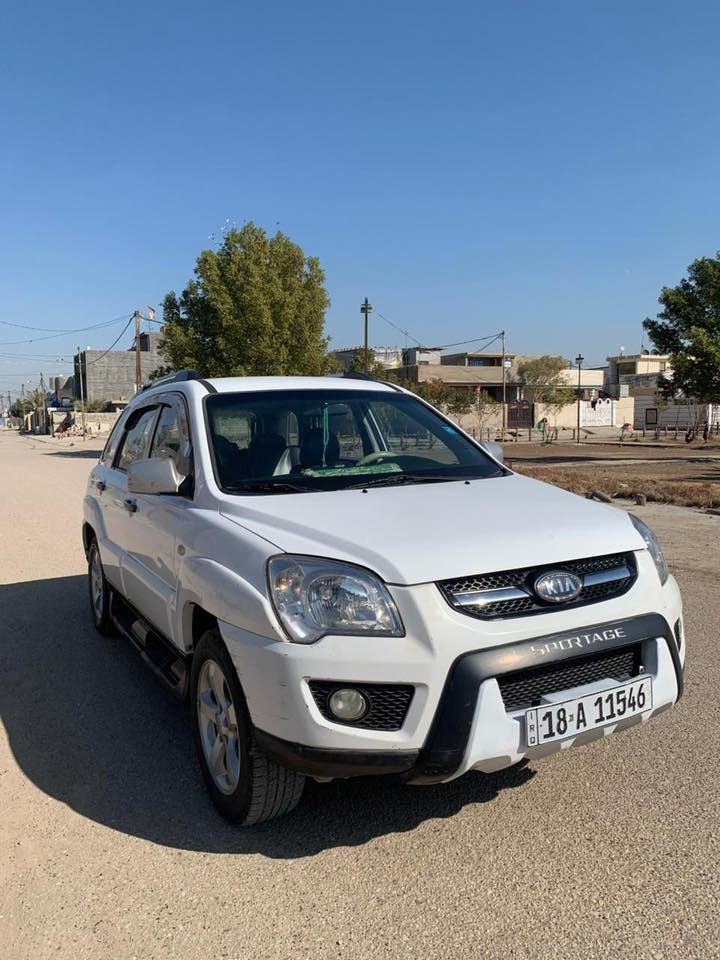 السلام عليكم ورحمه الله للبيع كيا سبورتج 2010 فول ماعده الفتحة كشنات جلدتتفئة دبريد حداديات كلهة فول مابيهة قطرت صبغ بيهة تنقيص قليل رايدهة 125$ وبيهة مجال لشراي ليحب يتصل ***********
