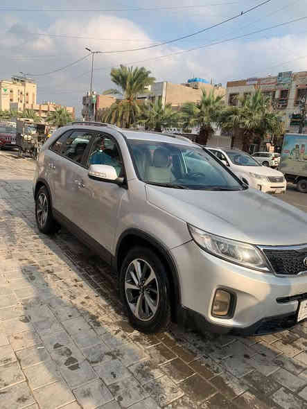 السلام عليكم سورنتو للبيع موديل 2015 وارد امريكي سياره بية ثلاثة قطع صبغ سيارة نظيفة مال جناي سيارة باسمي رقم بغداد أي استفسار الاتصال على رقم ***********  صدر امامي خلفي جديد محرك 2/400 السعر 130 وبية مجال قليل مكان السيارة بغداد حي اور
