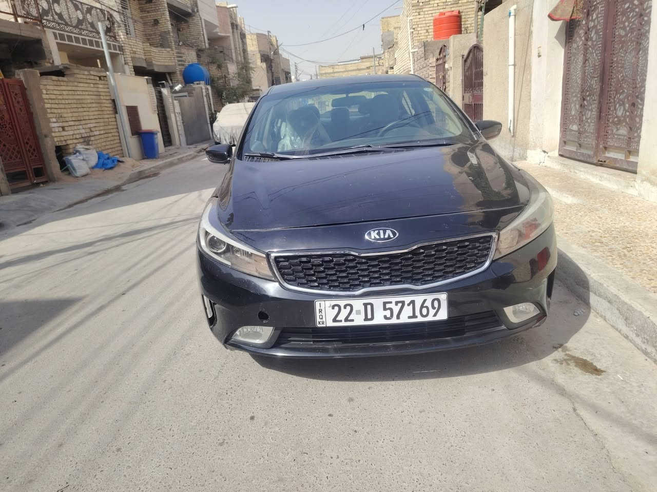 السلام عليكم
فورتي ١٧
هزه وسنويه جديده
كير مكينه َكفولات
تدفئه بريد
منضومه زنون
صدر جديد كهربائيات كامله
شرط التحويل
السياره احله من الصور وترايهه يخبل
ماشيه ١١٠
السونار  والصور يمك شوف وخابرني او تراسلني
السعر ٩٨ وبيهه مجال بسيط السياره ابدون دواخل
رقم التليفون *********** مكان الزعفرانية
