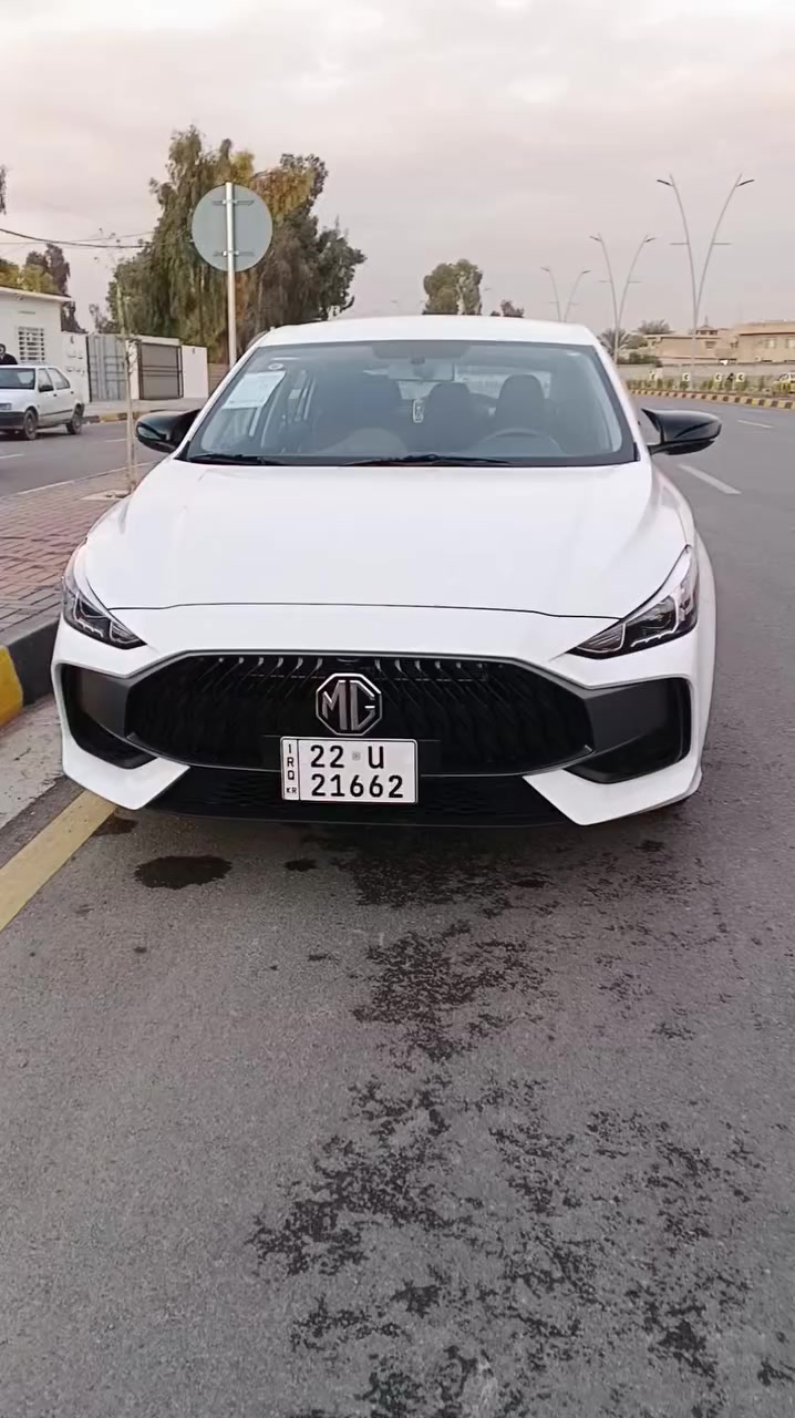 السلام عليكم ام جي فايف جي تي 2025 كلين بدون اي صبغ السياره جديده ماشيه 13 شرط التحويل السعر الاتصال .***********
