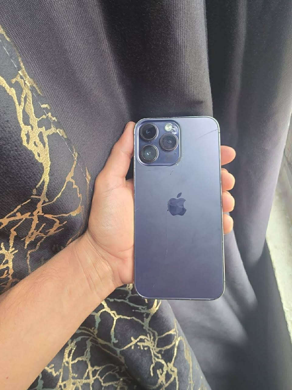 ايفون 14 برو ماكس ذاكره ١٢٨ مبدل بس شاشه و ٣ خيارات وبطاريه اصليه وكاله كل شي تمام كامره حلوه ومرتبه بيه بس الظهر شوي مفطور والفيس ايدي شغال بس مرات ما اعرف يشكل سعره ٧٥٠ الف
مكاني بغداد الدوره حي المعلمين حياكم ماكو توصيل او مراوس فقط بيع وباقي الاشياء مكفوله


**إذا كنت صاحب هذا الإعلان وتريد حذفه لأي سبب، رجاءا أرسل رسالة إلى الدعم الفني**