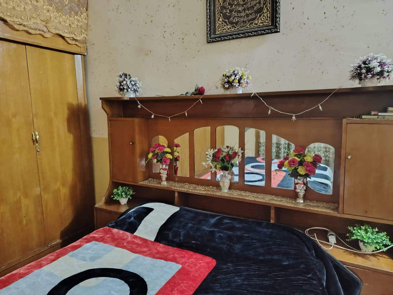 غرف نوم مستعمله للبيع 
نضيفه حيل  سعر هاي الغرفه 500الف
*********** الشريقات, صلاح الدين
