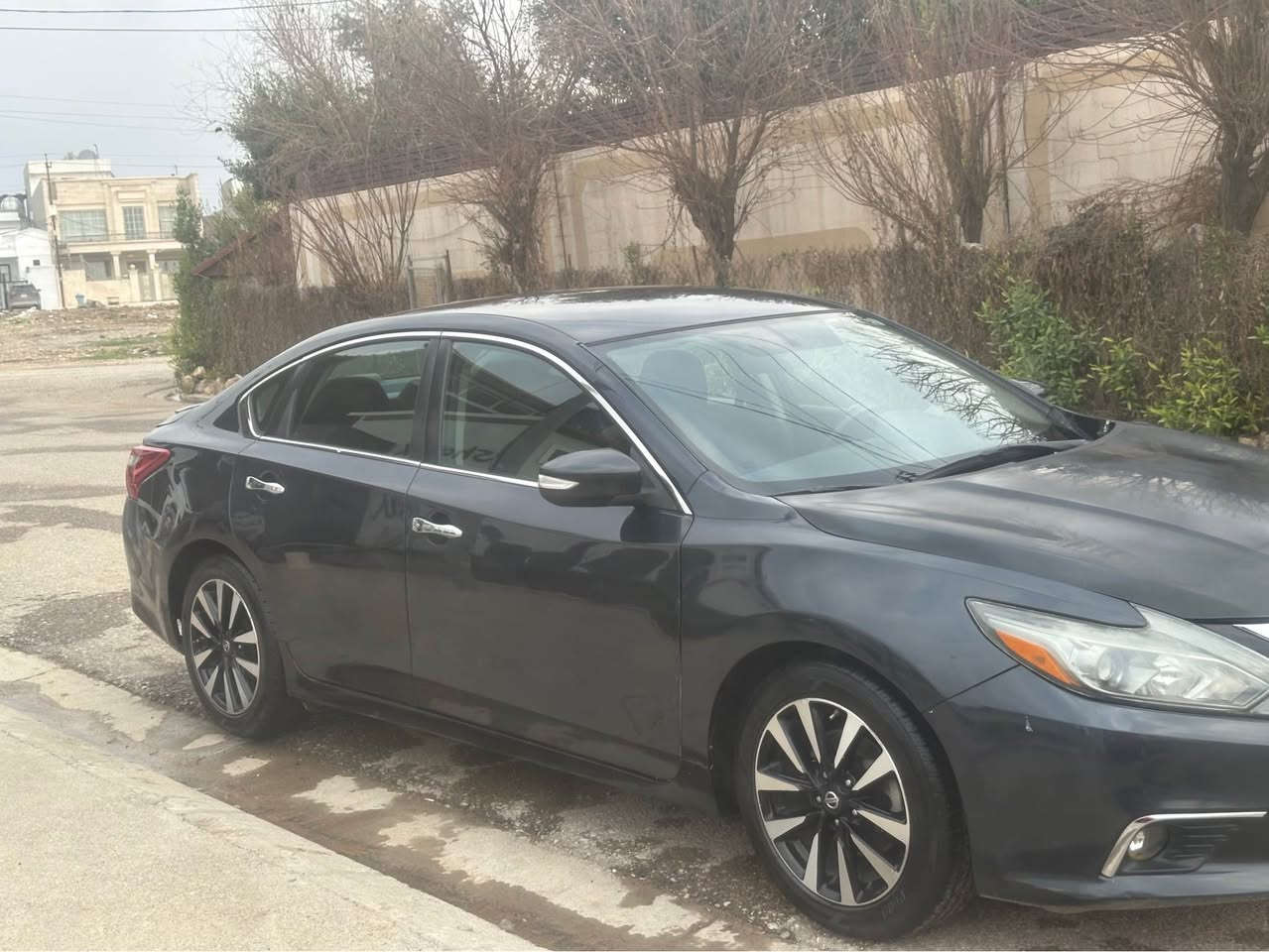 ئالتیما ٢٠١٨SLفول فول بەس سلایت نیە     سەیارەکە جاهیزە گیرو مەکینەو بەناو کردن بەشەرت رەقەموو سەنەوی تا٢٠٣٠نوییە بۆ زانیاری زیاتر *********** أربيل, العراق
