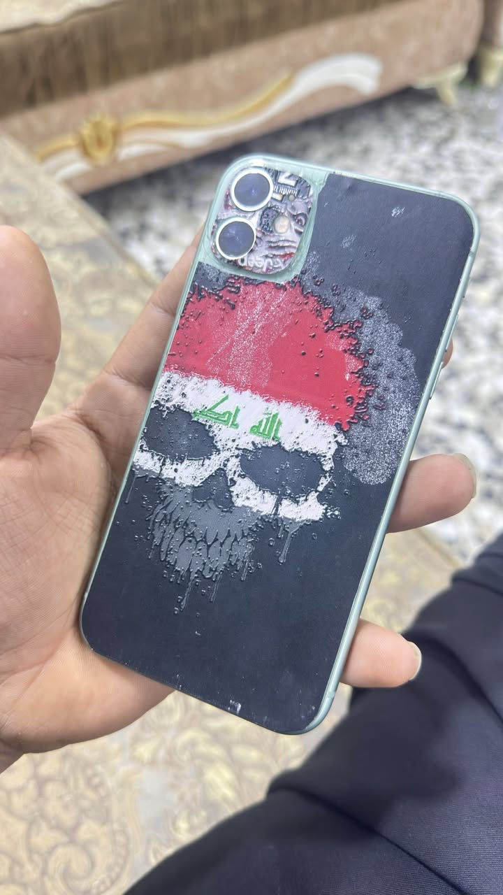 السلام عليكم
ايفون 11 عادي 
الجهاز نضافته ٩٠٪؜ بسه سلوغ قليله كلش مامبينات 
الجهاز مبدل شاشه اصليه مو وكاله بس اصليه والضهر مكسور اما الباقي كفال 
ذ ١٢٨
ب٧٧٪؜
كارتونه وياه 
سعره ٢٧٥ وبي مجال 
العماره حي العسكري 
***********
