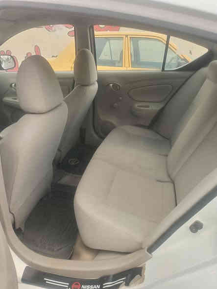 سلام عليكم للبيع 2019 كفاله من الضربه والصبغ بيهه مكانات بارد قليله ماكان السياره حريه ***********
