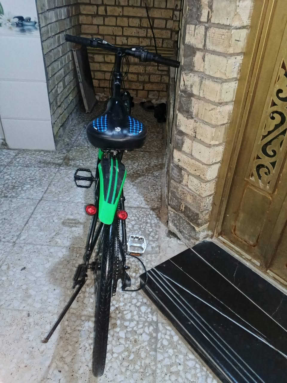 سلام عليكم بايسكل للبيعc700 بايسكل يخبل💯 السعر 105 وبي مجال للشراي العنوان بغداد الكماليه للاستفسار ***********
