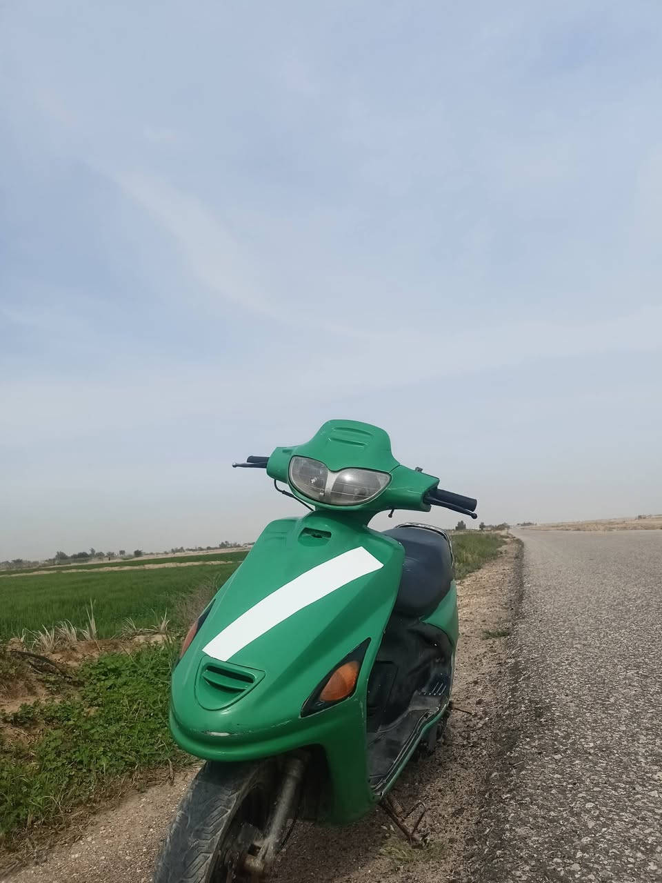 سلام عليكم دراجه فراشه للبيع دراجه مفتوحه مره وحده دراجه كامله نكره سلف هندر يشتغل ضفيره كامله شغاله الاستفسار اكثر على هاذه الرقم***********
