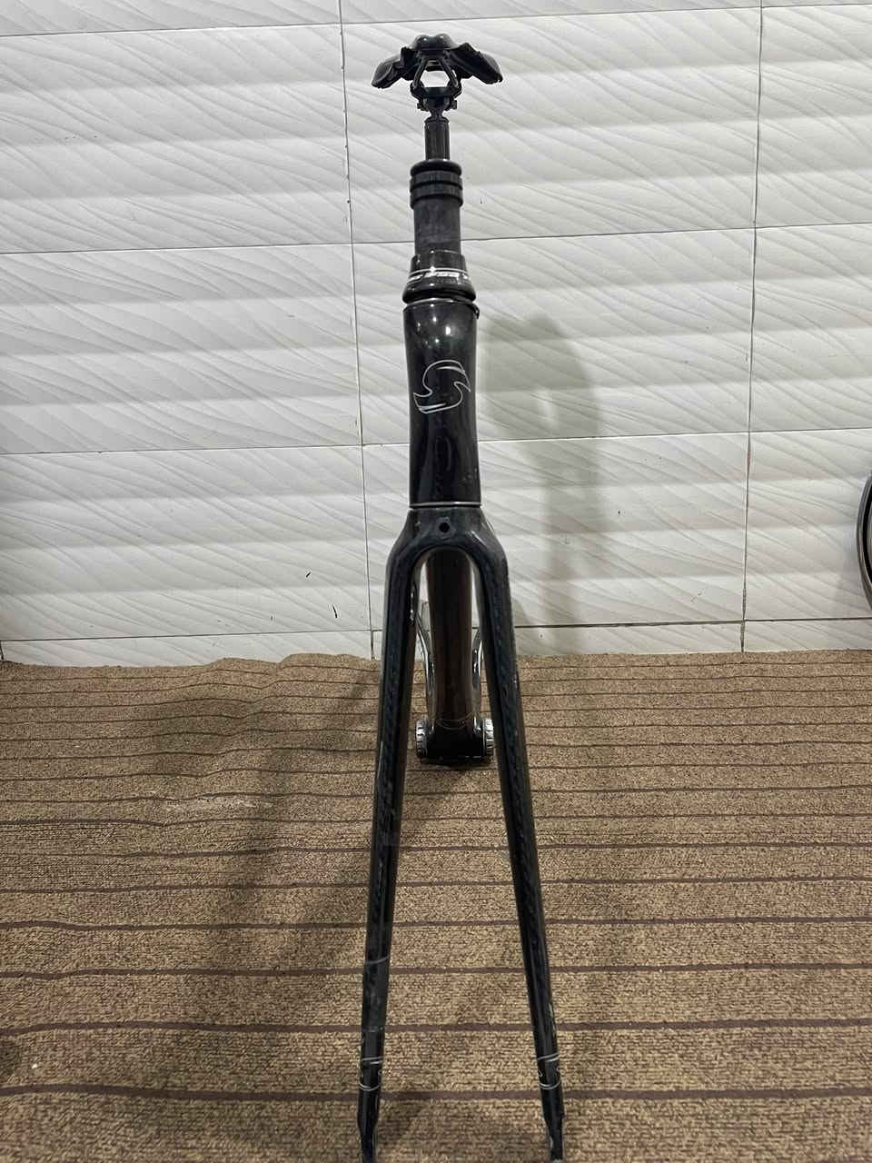 سلام عليكم
نوع STEVENS الإيطالية 
حجم الفريم  54  M
نضافة 100/80 يجي ويا براكيت
بي تصليح بسيط بالماشة الأمامية 
مكاني بغداد شعلة
رقم *********** 
سعر خاص
