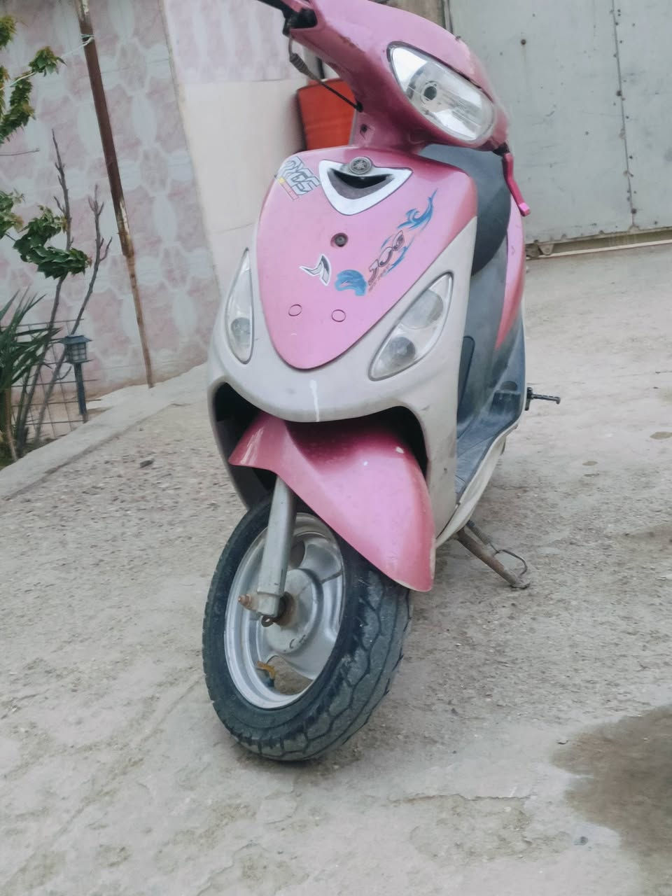 ماكس منغولي للبيع دراجه خير من الله كهربائيات مكينه خير من الله الدراجه مفتوحه مجفته على وضع البلاد بوشه بلاديه كابريتر انارة كله شغال ونضيف الدراجه ب450 وبيها مجال مكاني حله مركز ***********
