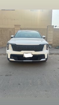 سورنتو 2024 ( خـليـجـي ) ضمان الدوليه 5 سنوات   ماشيه :15:000ونص  رقم ...