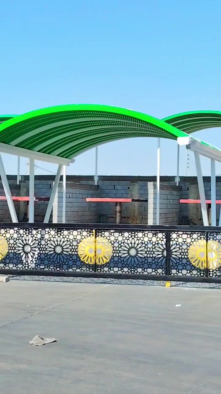 فجرنا الاسعار بالموسم  للكيسبان والسقائف بالبصرة🔥🇮🇶  معمل حيدر  المياحي💙 إنجاز سريع خلال ساعات 
بكادر متخصص ومحترف!

⏱️ننفّذ مظلات مقاومة للحرارة وعاكسة لأشعة الشمس! ☀️متوفر بجميع الألوان حسب رغبة الزبون! 
🎨سمك الكي سبان 0.5  وباقي الحديد 2 ملم! 
⚙️الحديد يُصبغ بثلاث مراحل – أولها مانع صدأ! 
🛡️باقي الصبغ حسب اختيار الزبون! 
ننفذ الأعمال للقطاعين العام والخاص! 🏢
📍العنوان: البصرة – حي الزيتون – طريق صناعية حمدان – مجاور شركة تويوتا! 
☎️للاستفسار: اتصل أو راسلنا عبر واتساب:*********** *********** 📞
