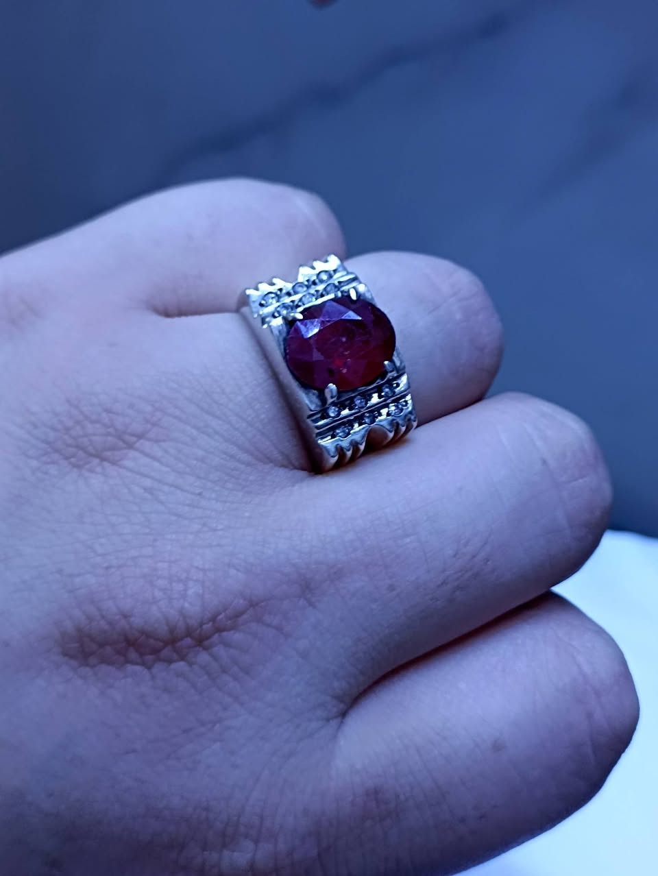 خاتم حجر الياقوت الإفريقي
بي 12ماس
سعره 160
الوزن 18غ، 
العنوان كربلاء 
الرقم***********
