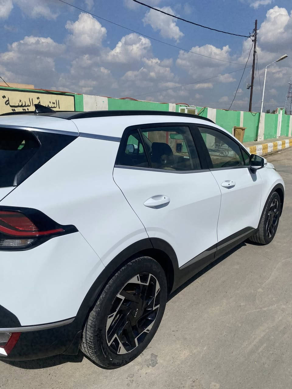 السلام عليكم شباب للبيع سبورتجGT 2023 كفاله عامة
فول موصفات بصمه تشغيل 
كراسي كهرباء 
إسترين تدفئة + كراسي
مكينه 2000 دوش
هاند بريك بصمه
شاحن واير ليس 
شاشه ابل كار بلي 
اريل نفكيتر
كامره دواره
دشبول ايباد
قطعتين تبريد
حساس امامي وخلفي 
لايت زينون + LED
كشافات زينون
بكلايت LED
ويل كب 19
شفتات مقود
مثبت سرعه
نظام مانع الانزلاق 
نظام نزول منحدرات
نظام الايزو فكس
درايف مود SMART/SPORT/Eco/NORMAL
اشاير بل مري والمري قابله للطي
مخارج USB + مخرج كشن USB
تطعيم الدواخل المنيوم + اسود لماع 
السعر 228 وبيه مجال 
العنوان/صلاح الدين / الدجيل
للاستفسار ***********
