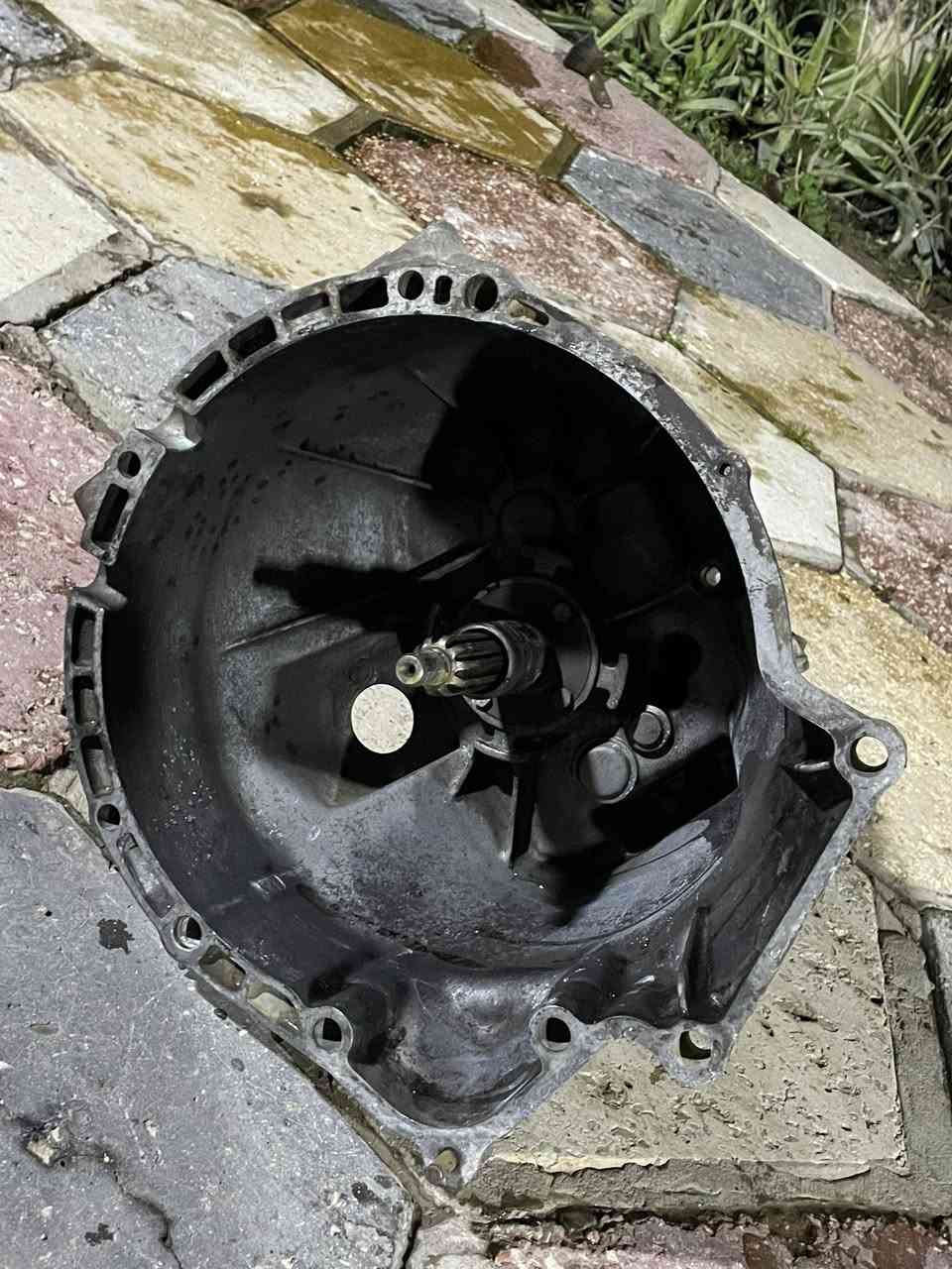 السلام عليكم گير چاترك ورقم موضح كدامكم جان مشدود على مگينه18قايش بيه صوت بالمشي بالنمره الثالثه ولرابعه وانطيك وياه بولبرن و عينه ولصينيه مدگوگه
وعندي بگلايت جهة السكن
قيمهن وبيك خير وتدلل مكاني واسط قضاء الصويرة
***********
