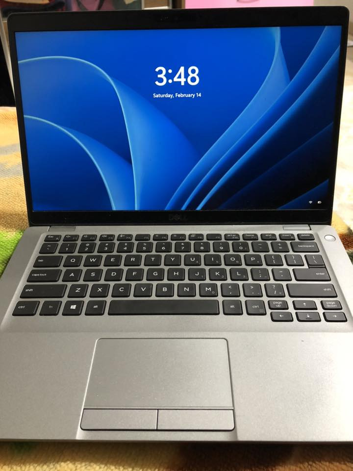 لابتوب Dell جيل عاشر كور I5 رام 8مساحه تخزين 256 لابتوب مخصص للدراسه والعمل وسعره 280 بدلا من 320


**إذا كنت صاحب هذا الإعلان وتريد حذفه لأي سبب، رجاءا أرسل رسالة إلى الدعم الفني**