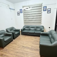 تخم مكتبي جلد 7 نفرات لون زيتوني استخدام شهر فقط نظافه 100‎%‎ رايده ب ...