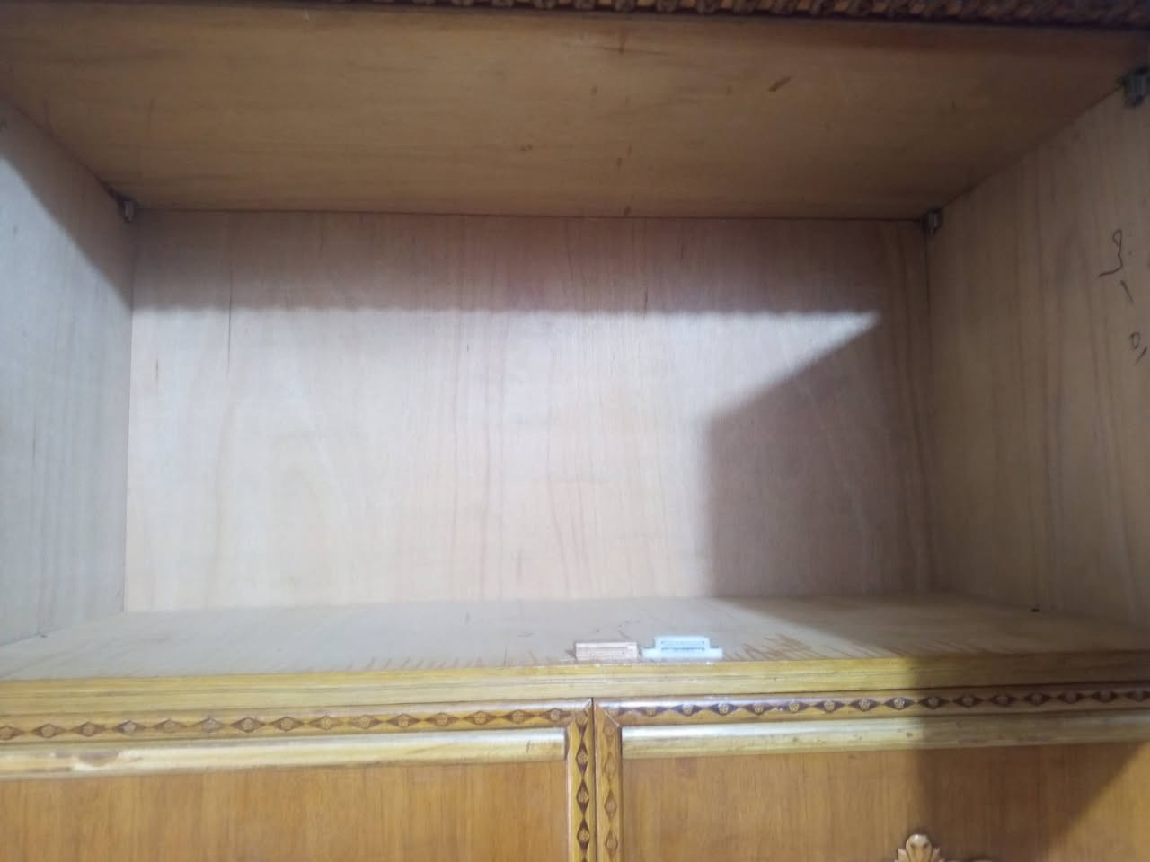 السلام عليكم
غرفة نجارة عراقي تسكام 

داخل وخارج صاج 5 قطع

كنتور 6 ابواب 🚪 غرفة طابقين

استخدام 4 اشهر فقط  نظافة 95% اخت جديدة

سعر مطلوب 750 بيها مجال

 مانختلف على سعر 

خاص ماسنجر 🛜

اتصال 📱📲📞

*********** 

واتساب 👇

***********
