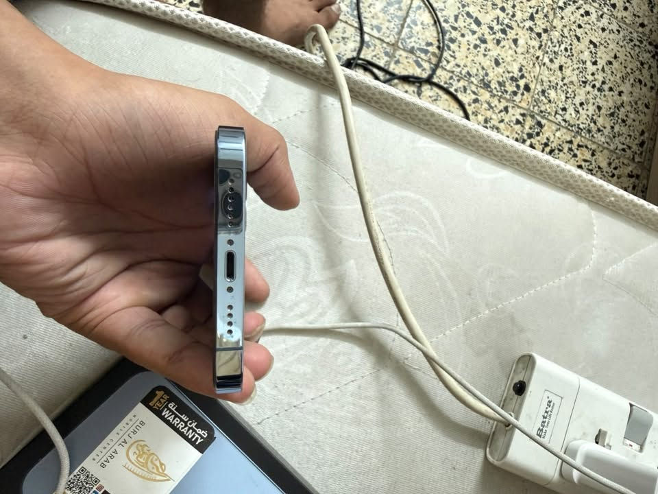 ايفون 13 برو ماكس ذاكره 256 بطاريه 78 جهاز اخو جديد مابي شخطه وحده نضافته 100/100 مايعبر هوه وتر بروف ممفتوح سعره 660 الف قفل مابي اي مجال كامل ملحقات بغداد اليرموك ***********اتصال هاتفي /واتس ***********
