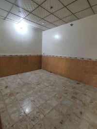 حي العسكري • ١٠٠م • ٣غرف