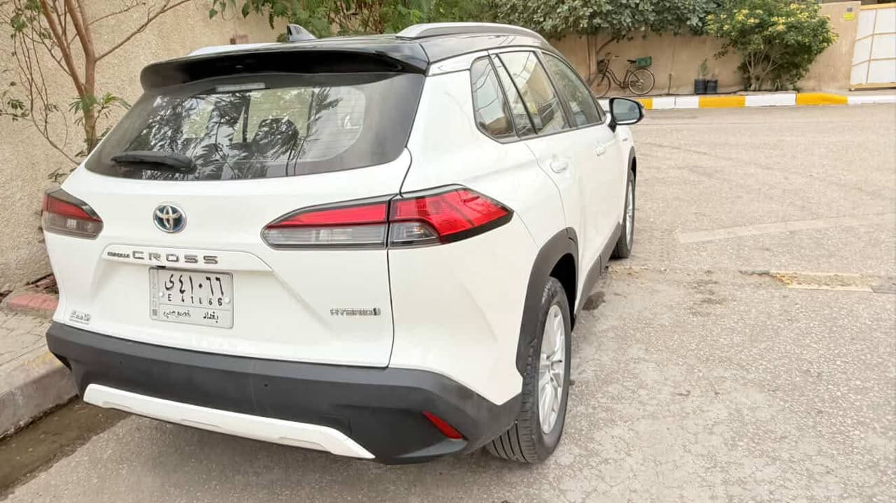 السلام عليكم

كرولا كروز خليجيه اصليه تو كلر فول مواصفات  موديل2024 شركة عبد اللطيف ماشيه52 كيلو متر وقابله للزياده..
مواصفاتها محرك ١٨٠٠ هايبرد ياباني اصلي
 بصمه تشغيل ودخول ذكي
 فتحت سقف سلايت وسقف اسود بلادي 
داخل ماروني جلد  
تبريد قطعتين
بك لايت لد ولايت لد 
شحن لاسلكي للتلفون 
مداخل شحن يو اس بي 
شاشه كبيره مع الابل كار بلي
وكامره خلفيه دواره اصليه
تحكمات ستيرن 
كروز سرعه  
مود درايف 
وايفي مود 
ومانع انزلاق
 مري شفط واشاير بالمري
 حساسات خلفيه ورادارات جوانب 
حملات قماره بلاديه
 بلوجكترات اماميه وخلفيه سبير منازل مثلثها والطفايه لبلاديه وعدها كامله وارضياتها الاصليه وكتلوكاتها كامله ..
السياره مكفول من الصبغ والتبديل والضربه ..
السعر ٢٢٥ وبيه مجال بسيط 
مكاني كربلاء
رقمي ***********بي وتساب 

وتحياتي للاداره
