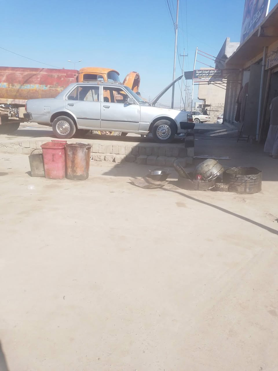 كرونا موديل 81 للبيع سياره جاهزه كير مكينه تبريد كابون بانزين سنويه جديده هزه جديده رقم نينوى انكليزي تحويل وكاله من الشرعي السعر 30 بيها مجال ***********
