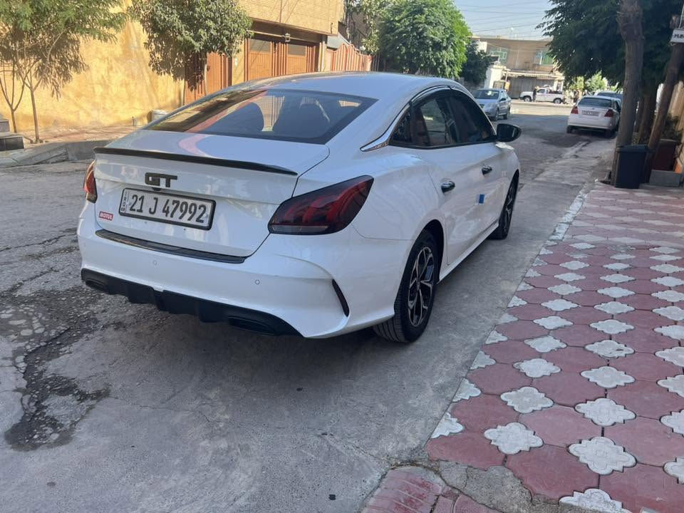 Mg gt 2025 
13000 km 
Boyax tank 
Hichy pewa nia 
Kaml jwankary 
*********** 
103 waraqa
