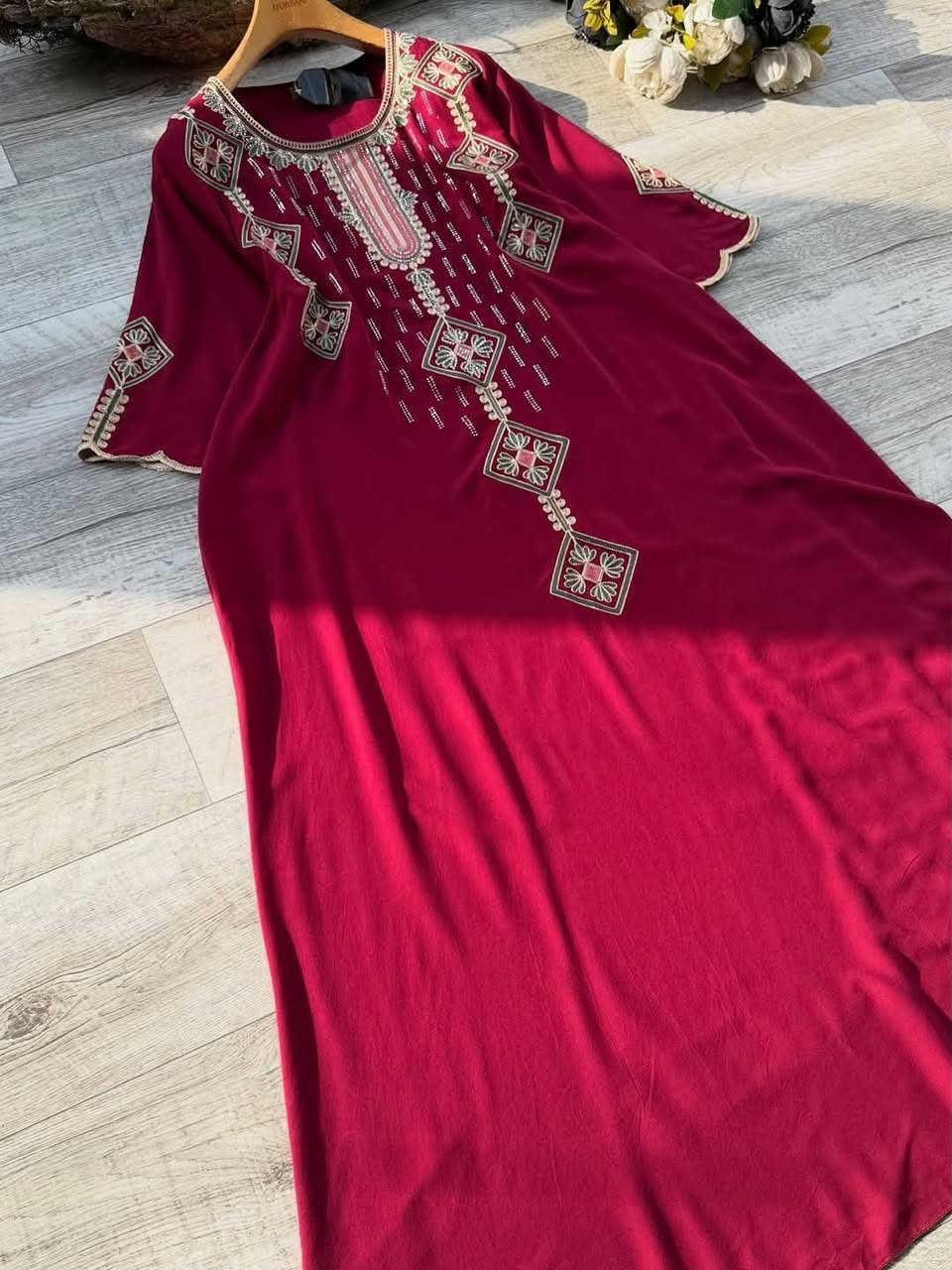 راحة تلبسينها… وأناقة تشوفينه🙂🤍😊
اختيار مثالي للبيت ولمّات العائلة ❤️🌺🦋🐅
😌👗 دشداشة كشمير تطريز هندي أصلي 
قياس 2x_3x_4x_5x
#سعـــــــــــــــــــر10
يوجد توصيل داخل المسيب الفين دينار 
يوجد توصيل محافظات


**إذا كنت صاحب هذا الإعلان وتريد حذفه لأي سبب، رجاءا أرسل رسالة إلى الدعم الفني**