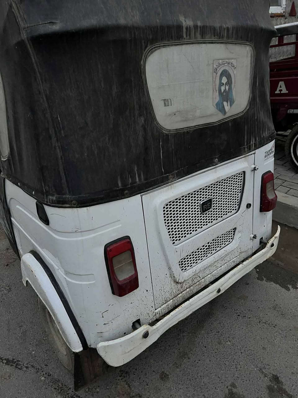 يالله سلام عليكم تكتك 2022موديل مكينه خير من الله معروضه 8500 وبيه مجال الاستفسار ***********
