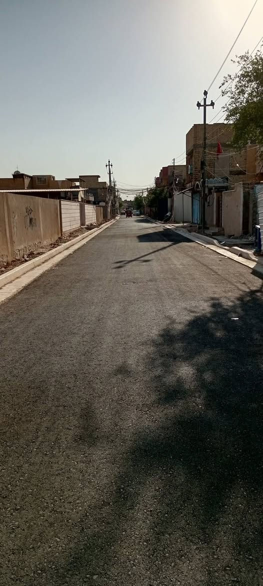 سلام عليكم دار للبيع المنطقه الحسينيه
شارع ابو سمير مجاور  مدرسة الشهيد عماد
المساحة 100متر البناء الطابق الاول يحتوي
غرفة نوم واحدة واستقبال ومطبخ وصحيات والطابق الثانيه يحتوي غرفه واحده فقط وسطح

للأستفسار الأتصال على الرقم التالي:  ***********
