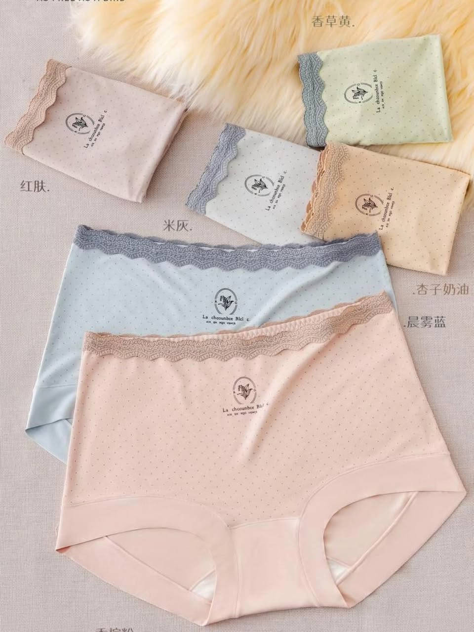 توفر اندر 👋🏼
خامتة مو طبيعي جمالها لو تلحكون عليه لو لا 
لان لي تاخذ قطعة ترجع تاخذ ١٠ اول مرة تتوفر هيج خامه وهيج دزاين كوري وخامة فوو وول ليكرا فري سايز يجنننن بنات ملمس والخامه تخبل 
قريبا اصورة الكم بالحقيقة بعد احلا بهووواي 
صورة شكد حلوة بس ضالمتة وممطلعة الخامه
....تدرون بيه علمتكم علا شي الزين ماجيب 
العادي ابدددد حتلو غالي بس فلوسه بي 
ويسوة


**إذا كنت صاحب هذا الإعلان وتريد حذفه لأي سبب، رجاءا أرسل رسالة إلى الدعم الفني**