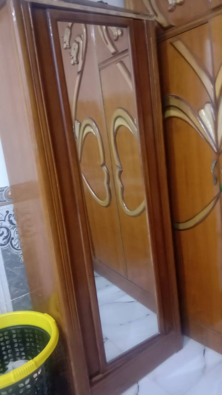 غرفه للبيع لمكان ديالى لعنبكي سعر 500 وبيهه مجال رقم ***********
