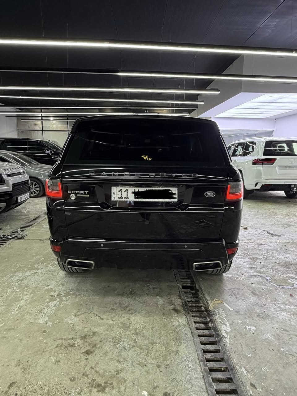 للبيع l 💯
رانج سبورت Hseخليجي وكاله سردار   
موديل 2019 . 
ماشية 49 الف . 
محرك 6 سلندر 
فول مواصفات 
داخل بيجي .  . دوس . 
سقف بانوراما .بوب شفط 
 . اي نقص مبيها جاهزه سيارة . 

مكفوله سياره  . 

رقم بغداد . تحويل مباشر . 
 السعر 415 بيها مجال . 
رقم صاحب السيارة 
***********
