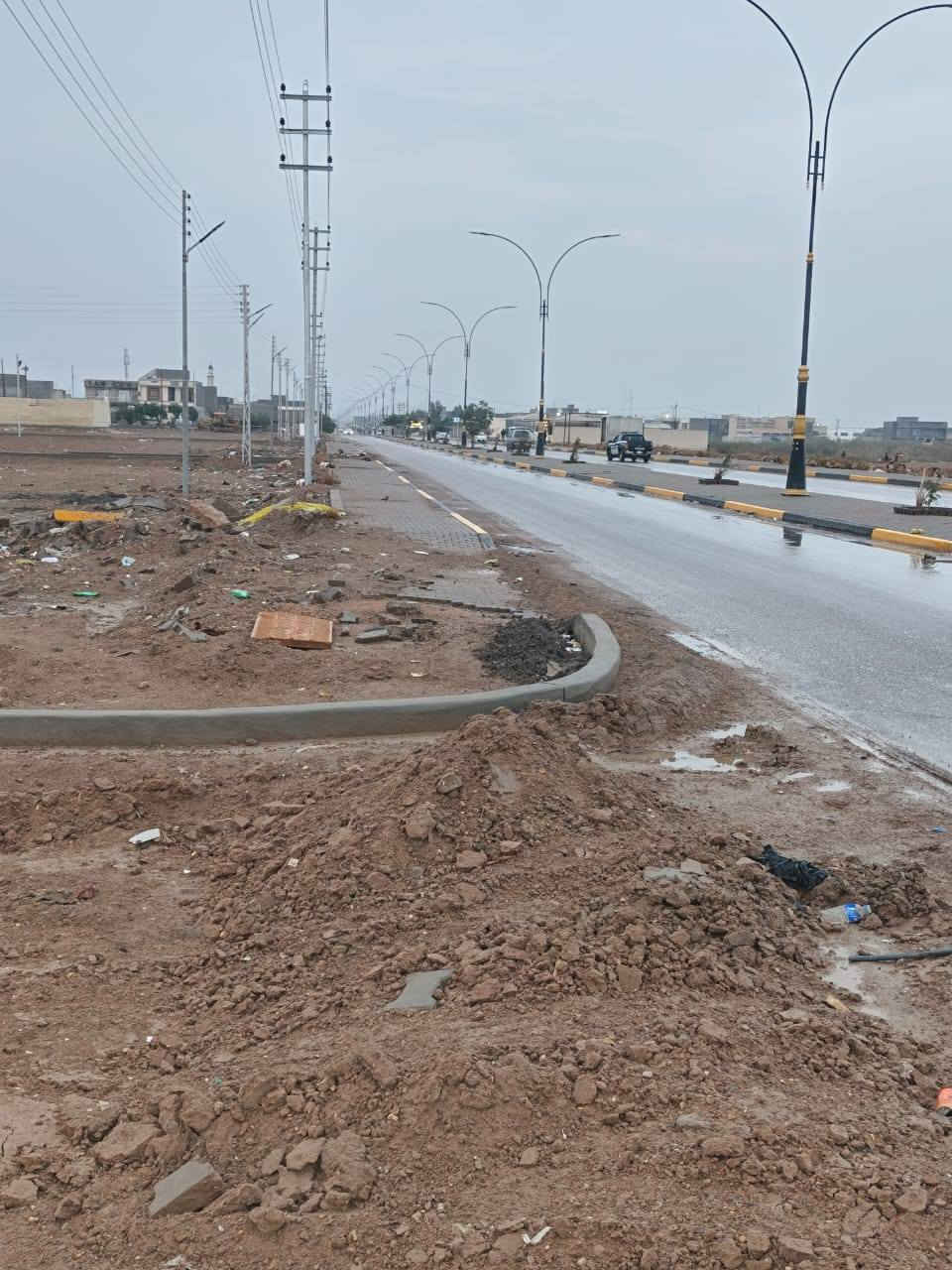 مرخصة أدمن/يتوفر قطع ٣٠٠متر واجهة ١٢ ونزال ٢٥  ملك صرف سكني وكذلك ١٥٠متر واجهة ٦م ونزال ٢٥م على شارع ١٢ متر و قرب شارع بعرض٣٠ متر
الموقع بغداد  أبو غريب الحصوة حي الموظفين/للإستفسار ***********
