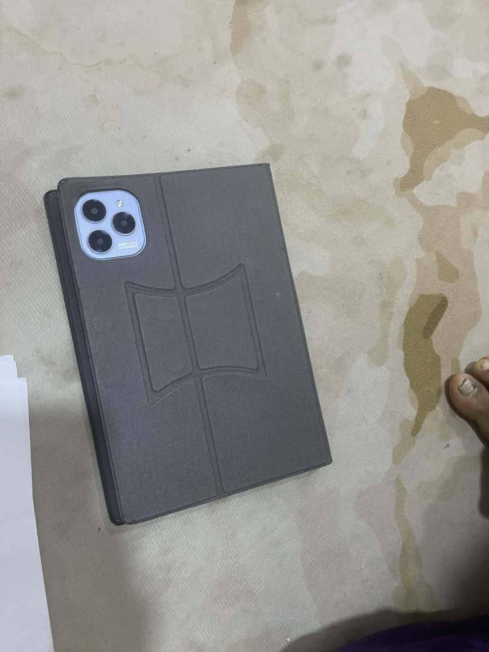 ايباد للبيع j 11 شرق اوسط مو تقليدي  مكفول كلش نضيف جديد ذاكره 256 عشوائي 8 مع كفر حمايه لدراسه جدآ مناسب للبيع او مراوس بتلفون سعر 200قفل *********** واتساب/ مكاني  حله ناحيه النيل
