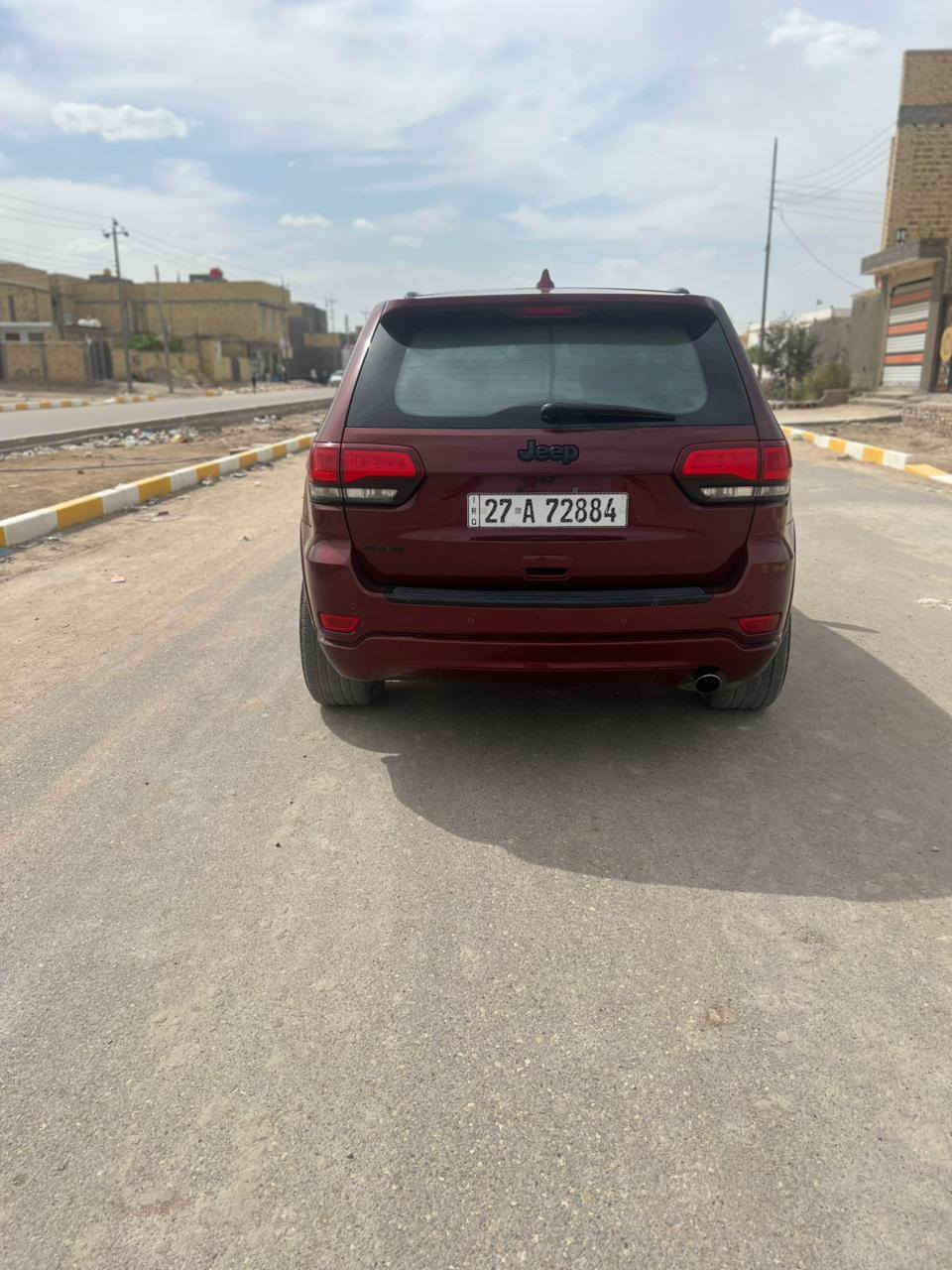 جيب لاريدو موديل 17 فول مواصفات عده الفتحه سونار موجود بلنشر سعره 180 رقم موبايل صاحب السياره ***********
