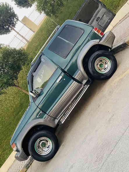 ‎٣١ مه عا مه له …
‎كه ئه لي تاقانه ئه بيت وابيت
‎جؤري سه يارة/  باجيرؤ🦅
ئتؤماتيك 📦
ئارمي پلاستيك 
به شه رتي غه رامه ش
‎بيلاد ره نگ / سه وز فسته قي 
‎ماشالله له بؤياخ وده ماري 
‎مؤديل 94 
ده بل ئه كسل4+4
‎ماشاءالله  له هه ستان قوه تي
‎گيروو مه  كينه ي لؤك لؤكه
مه كينه به غ 🛫
قفل مه ركه زي
‎ناوي لؤك لؤك بيلادي 
‎سيدي ئؤكز بلوتوز
‎گه رمي وكاره باي هه مووي مه زبوت
‎هه مووگياني له سه ربيلد ماوه
‎ده ماري وه ك شه ريكه 
‎پيش وپشت وشاني جوان 
‎تاقم لايت وعه ته روبه گ لايت لؤك
كامل جوانكاري ده سكاري 
‎تاقم پيش ودواي مه زبووت
‎تاقم تايه وويلي بيلادي لؤك
‎رؤن و هايدرؤليك تازه 
‎كوشن سياحي
‎ ته نها فرؤشتنه
‎ رووبه روله رسمه كان جوانتره
‎ئارم ئه وه ليات براوه   غرامه حجز به شه رت

🌹🌹
***********
***********
