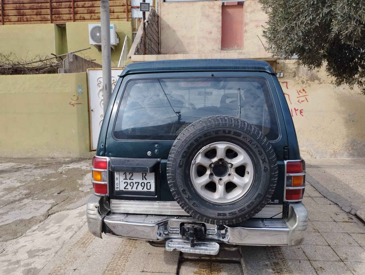 السلام عليكم سياره باجيرو موديل 1998 نينوى سنويا جديده رقم جديد محرك شرط كير شرط كشر نضيف بدون اضرار طخم تاير جديد السنوية ابسمي بس طخه شبر بل جاملق الخلفي شبر
السعر 77 وبي مجال رقم الهاتف  ***********
